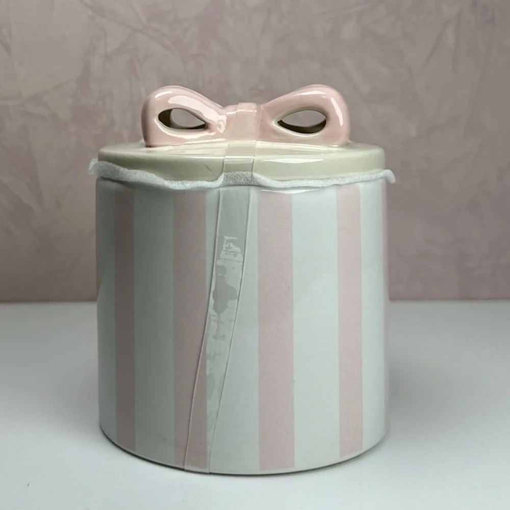 N/A charming ceramic